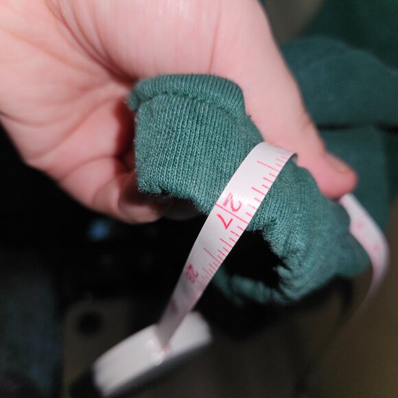 H&M Stranger Things Hawkins Green Sweatpants - Picture 7 of 7